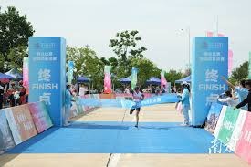 【LPL老婆】紫色真的很有韵味，阿芙紫色长裙太温柔